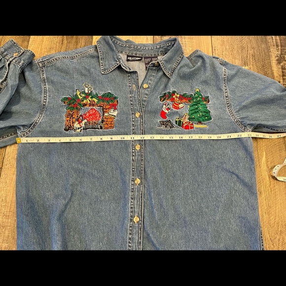 Vintage Christmas Embroidered Denim Button Down Shirt/Blouse L/XL - Picture 9 of 10